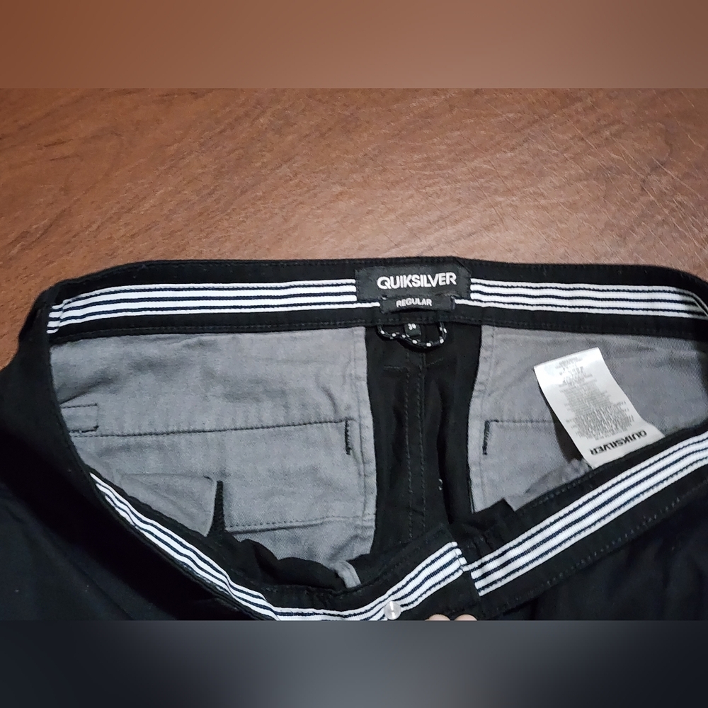 Quiksilver Black Men's Shorts - Picture 6 of 7